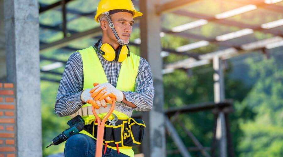 Expert Emergency Roof Repairs services in Smithdale, MS